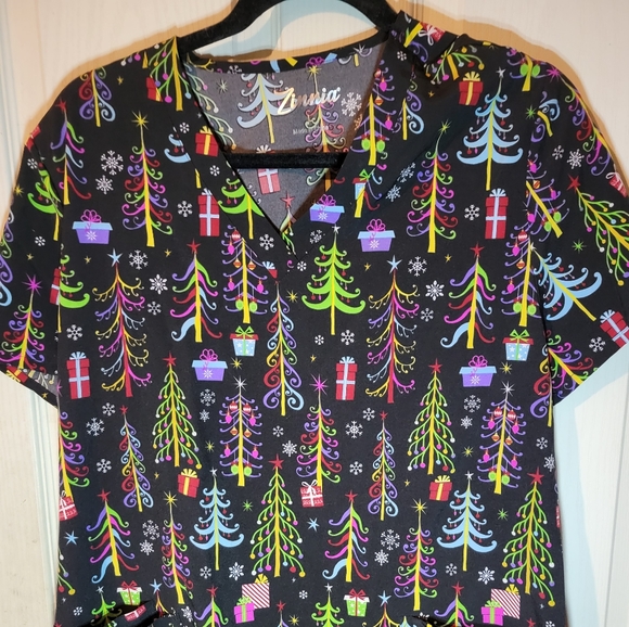 Womans scrubs  lg - Picture 2 of 5